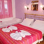 Maison d'hôtes Coralli & Restaurant 3*