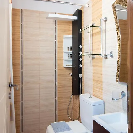 Coralli & Restaurant إيلافونيسوس