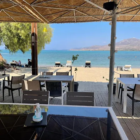 בית הארחה Coralli & Restaurant