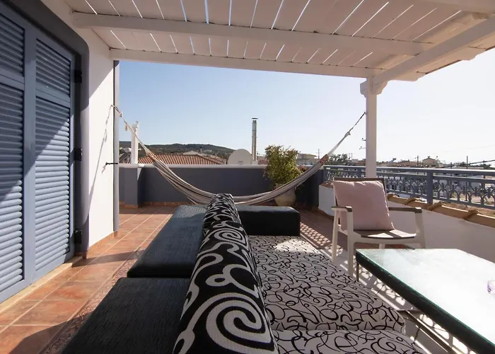 Coralli & Restaurant 3*