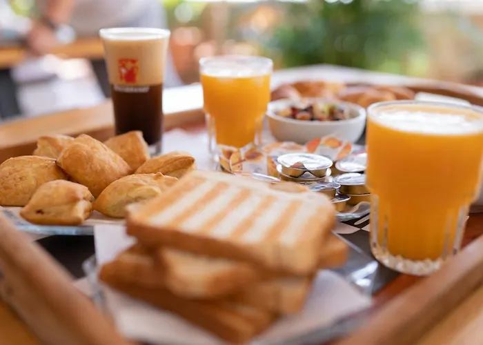 Coralli & Restaurant 3*