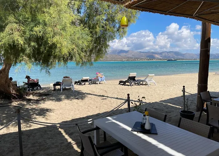 招待所 Coralli & Restaurant 3*