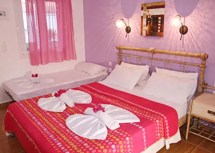 招待所 Coralli & Restaurant 3*