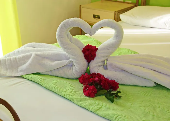 Coralli & Restaurant 招待所 艾拉方索斯